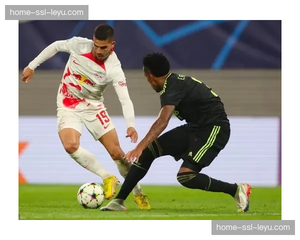 莱比锡vs门兴，施拉格尔门线解围力保球门不失